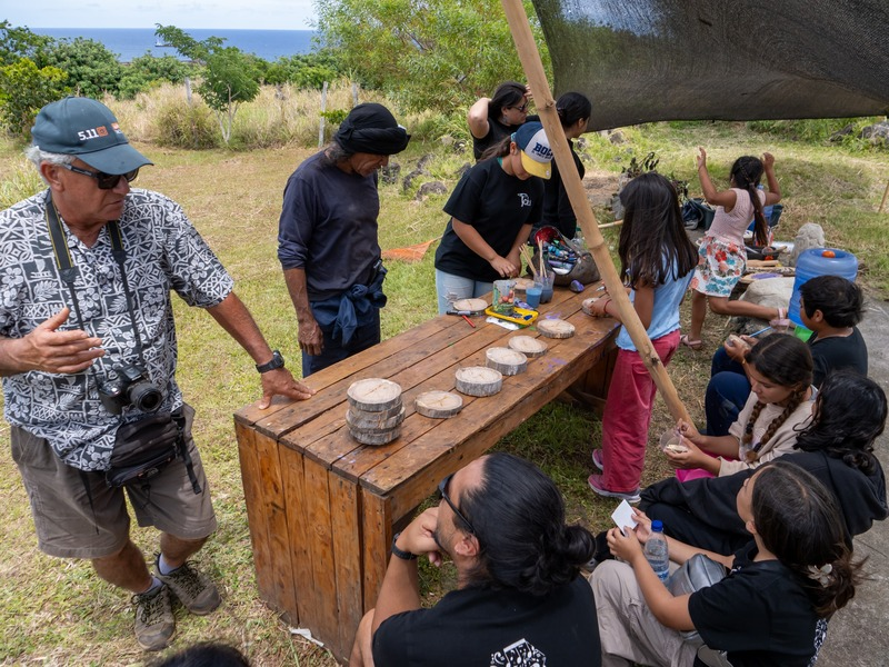 Cultural workshop at Corporación Resguardo Cultural Hotu Matua, Rapa Nui
